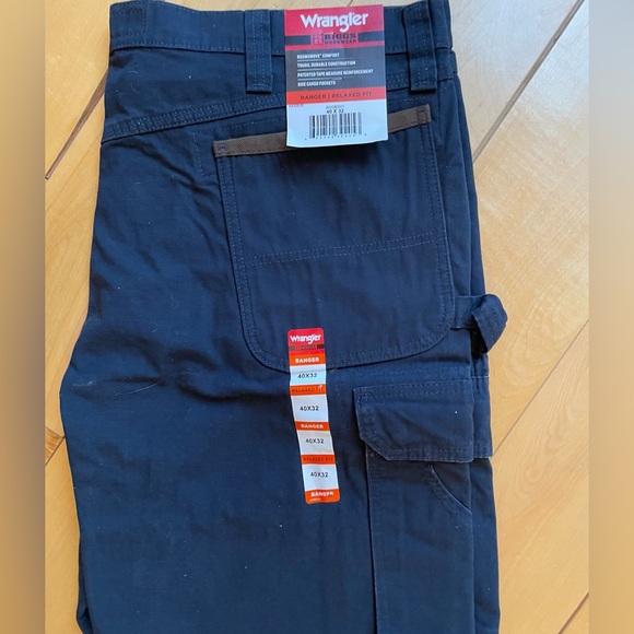 Men’s Wrangler Work Pant - Picture 3 of 7